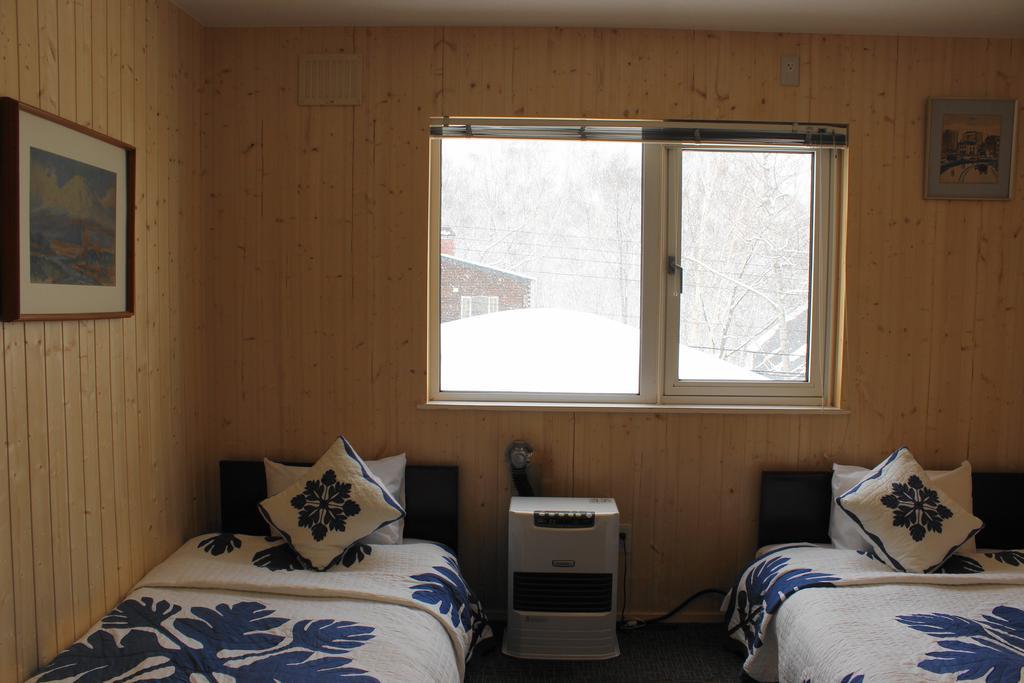 Pension Fryingpan Niseko Exterior photo